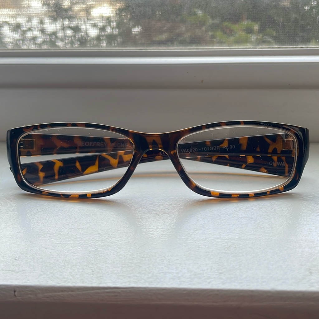 Geoffrey Beene Readers